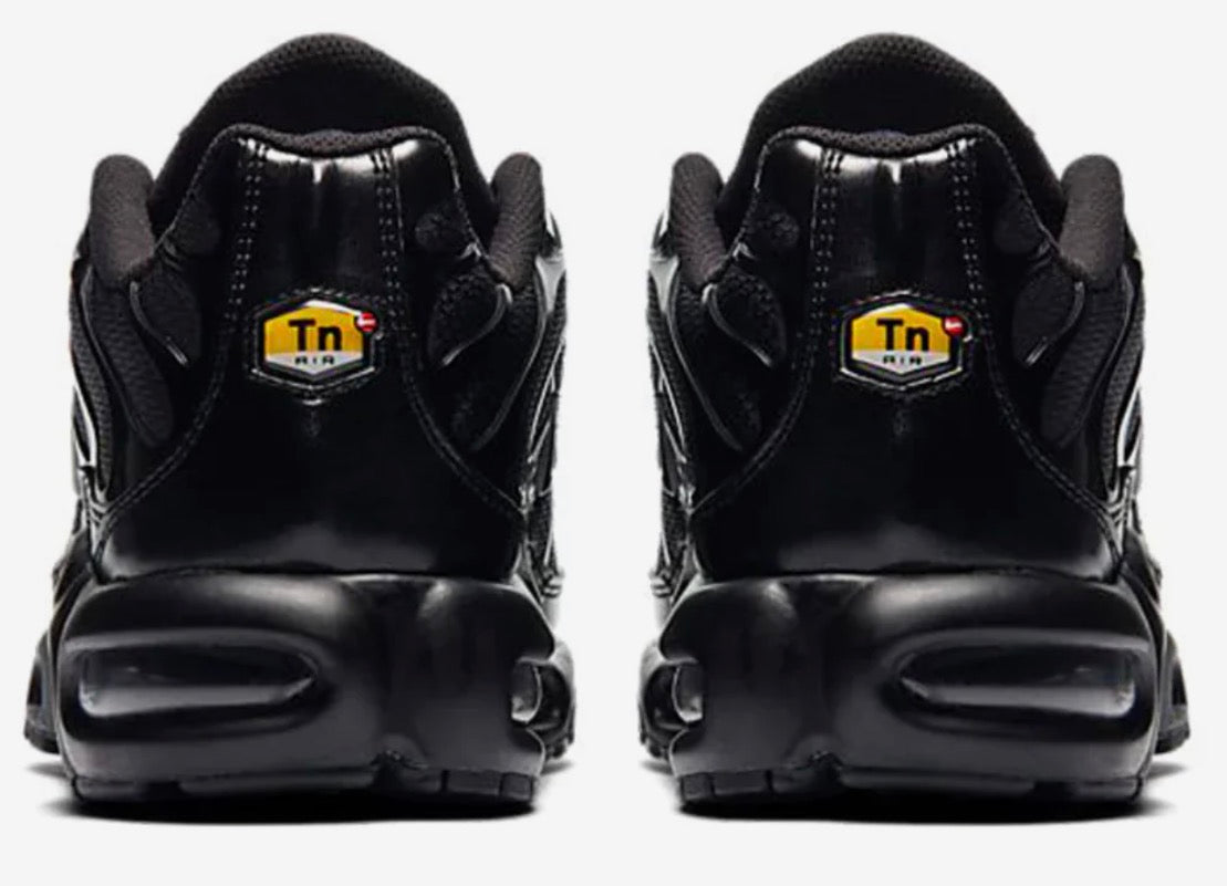 NIKE AIR MAX PLUS TN